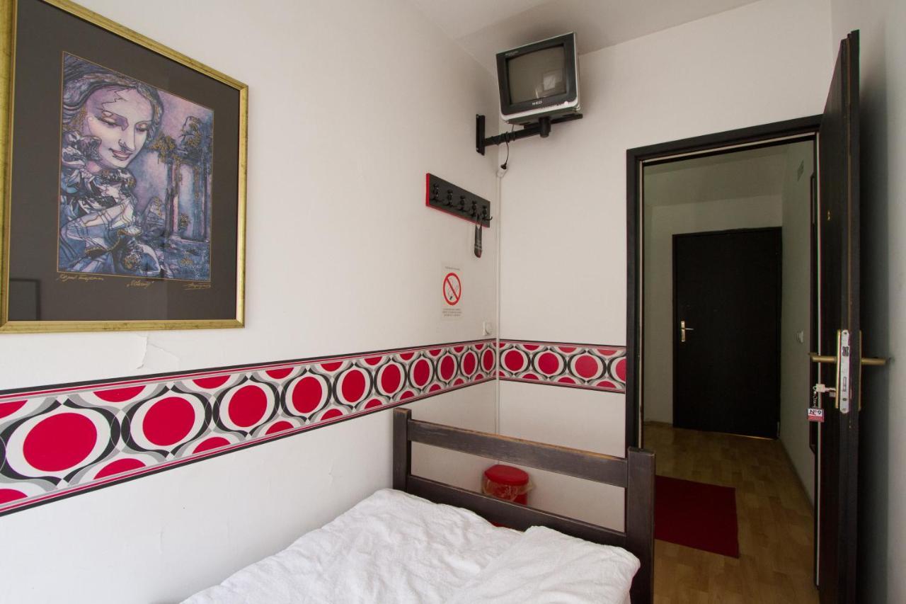 בלגרד Rooms And Apartments S מראה חיצוני תמונה