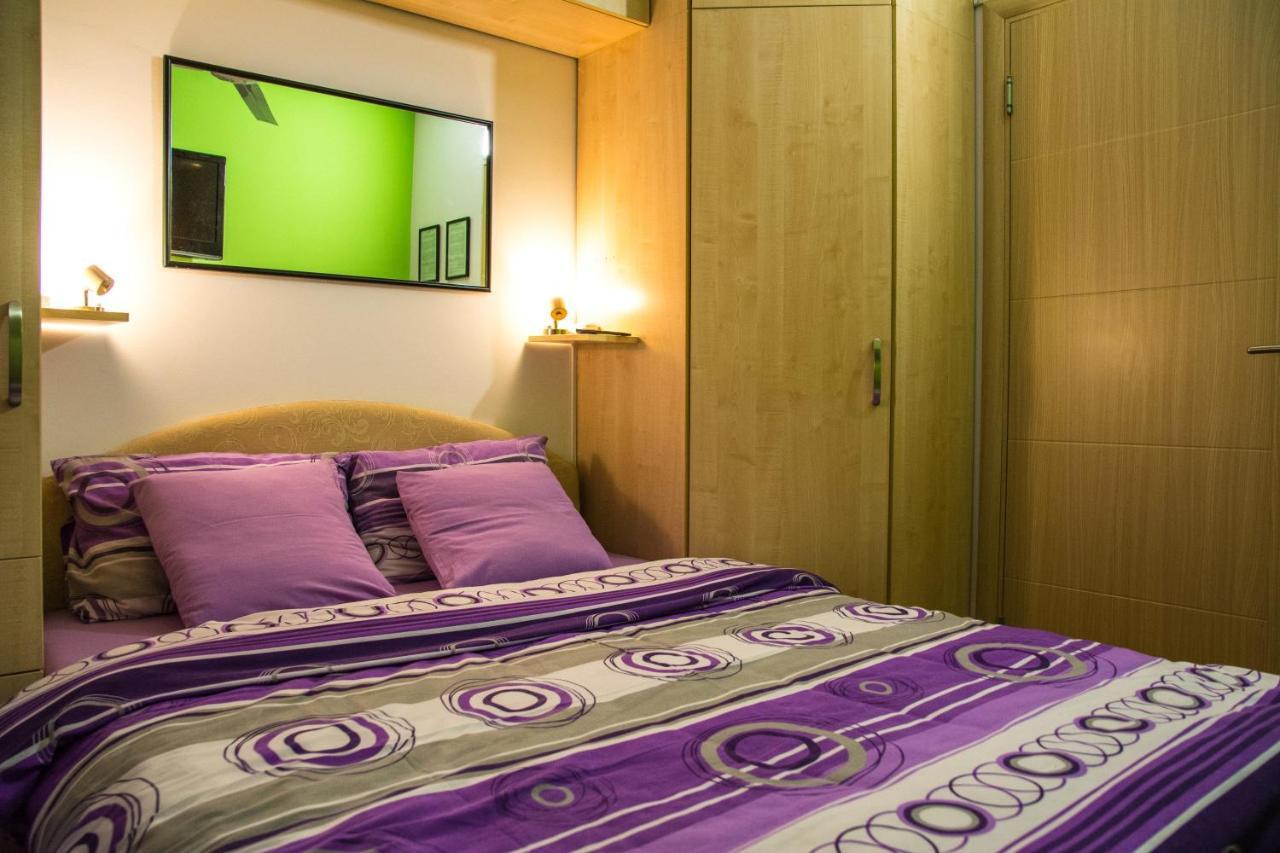בלגרד Rooms And Apartments S מראה חיצוני תמונה