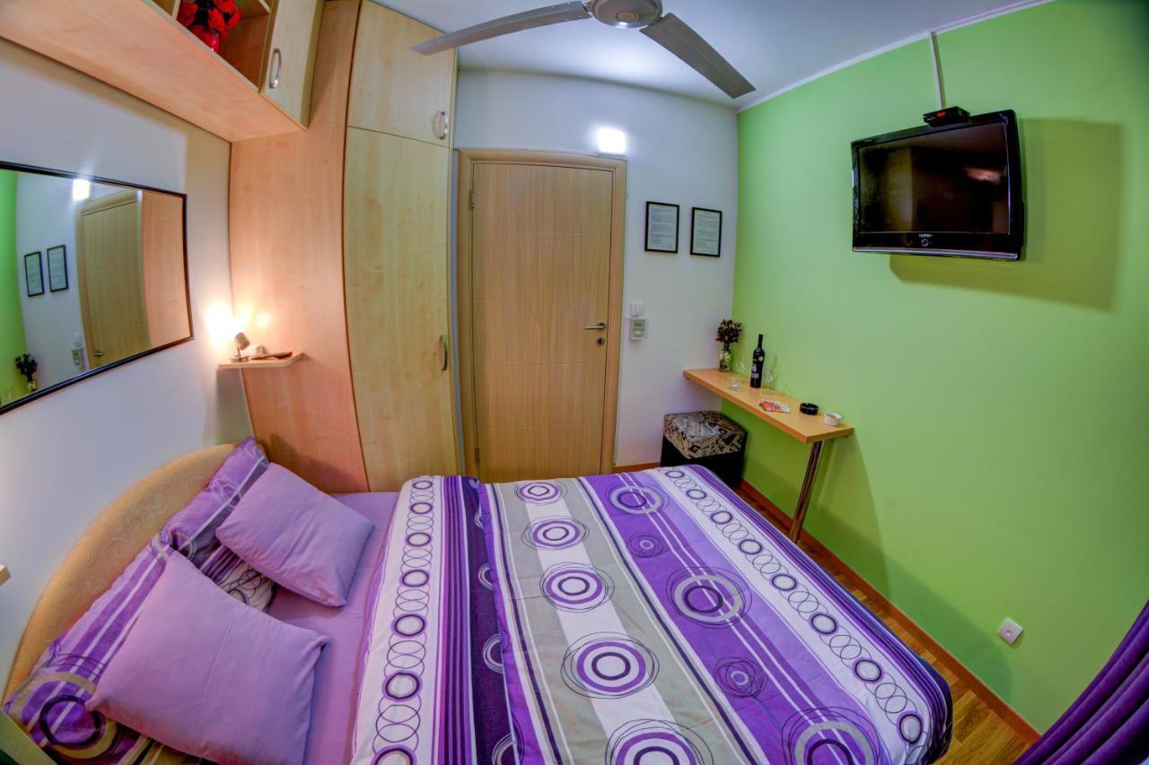 בלגרד Rooms And Apartments S מראה חיצוני תמונה