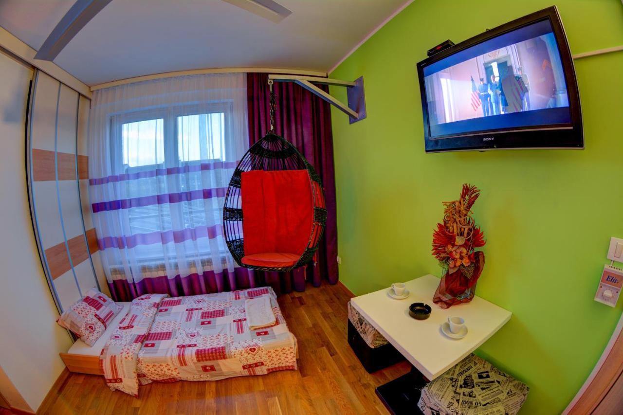 בלגרד Rooms And Apartments S מראה חיצוני תמונה
