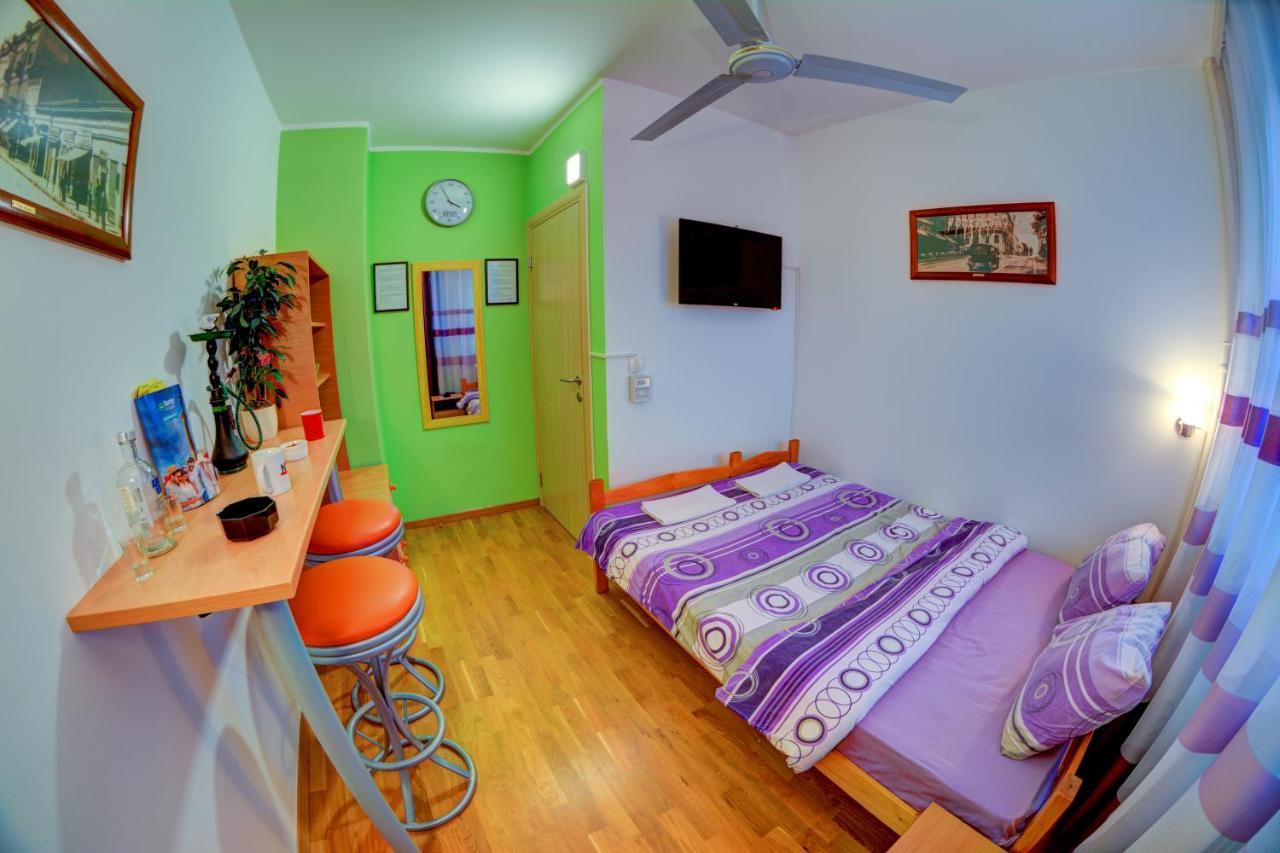 בלגרד Rooms And Apartments S מראה חיצוני תמונה