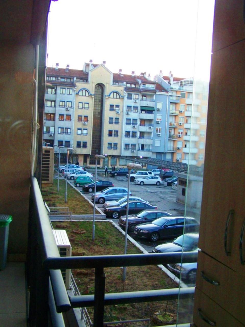 בלגרד Rooms And Apartments S מראה חיצוני תמונה