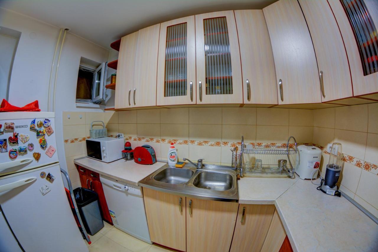 בלגרד Rooms And Apartments S מראה חיצוני תמונה